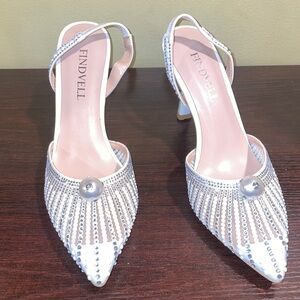 Women's Silver Embellished Heels Size 7.5 NWT